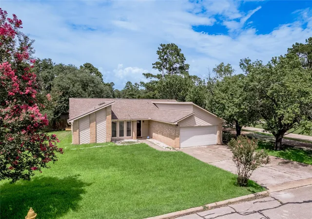 1st image of 22516 Pebble Beach Wy, Huntsville, TX 77320 | MLS# 23393964