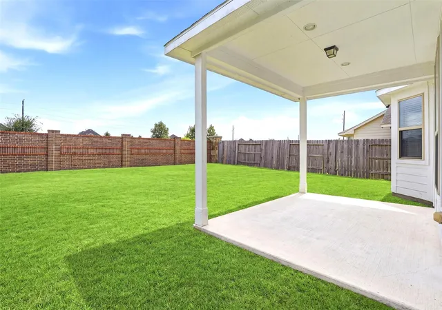 Photo 3 of Single family home for sale at 18915 Hartford Fls Ln, Richmond, TX 77407 | MLS# 72617606 | Listing updated on 2026-08-02