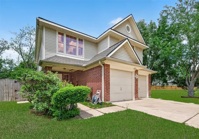 5th image of 3608 Lochmoor Ln, Pearland, TX 77581 | MLS# 75778493