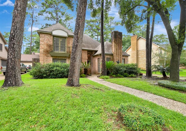 Photo 2 of Single family home for sale at 15611 Birchview Dr, Tomball, TX 77377 | MLS# 23477026 | Listing updated on 2026-09-11