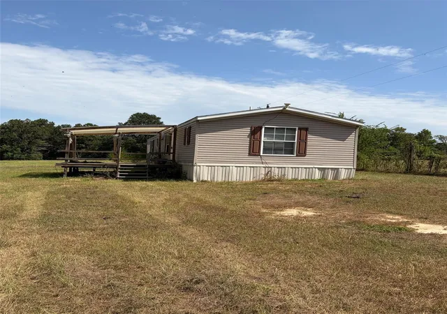 Photo 2 of Single family home for sale at 20405 Red Oak Dr, Cleveland, TX 77328 | MLS# 9169553 | Listing updated on 2026-08-25