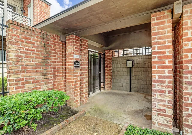20th image of 2829 Timmons Ln #184, Houston, TX 77027 | MLS# 3841893