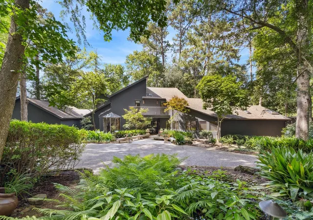 Photo 2 of Single family home for sale at 23414 Holly Holw St, Tomball, TX 77377 | MLS# 56787018 | Listing updated on 2026-09-09