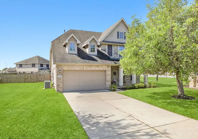 Homes for sale in Baytown, TX | 5002 Creekside Ave, Baytown, TX 77523 | MLS# 33521409