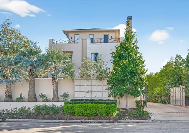 Photo 1 of Single family home for sale at 6005 Inwood Dr #A, Houston, TX 77057 | MLS# 62054213 | Listing updated on 2026-09-15