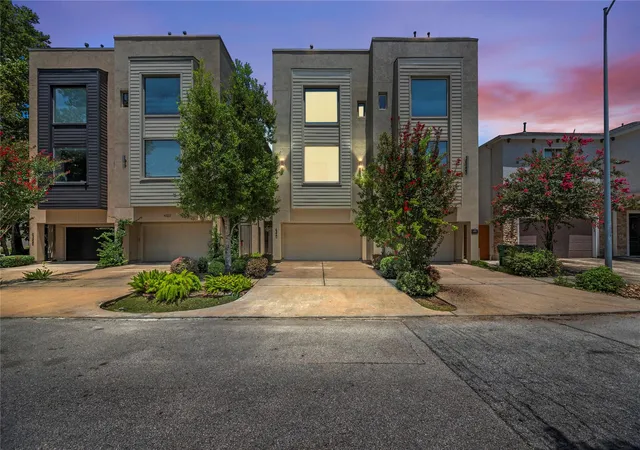 1st image of 4320 Blossom St, Houston, TX 77007 | MLS# 55043349