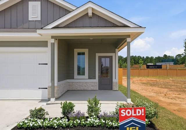 Photo 2 of Single family home for sale at 23006 Arizona Cypress Dr, Hockley, TX 77447 | MLS# 66638216 | Listing updated on 2026-08-15