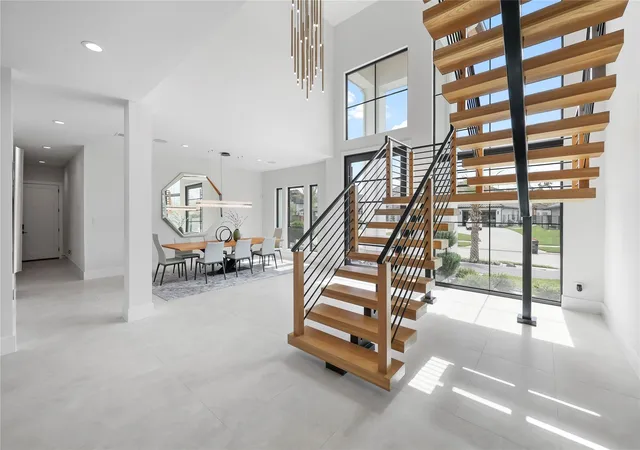 Photo 3 of Single family home for sale at 9231 Fox Bnd Ln, Missouri City, TX 77459 | MLS# 36527743 | Listing updated on 2026-07-13