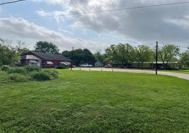 Photo 1 of Land for sale at 916 Hinson St, Richmond, TX 77406 | MLS# 59737381 | Listing updated on 2026-07-21