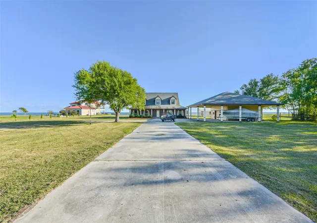 4th image of 8224 Fm 2354 Rd, Mont Belvieu, TX 77523 | MLS# 63116113