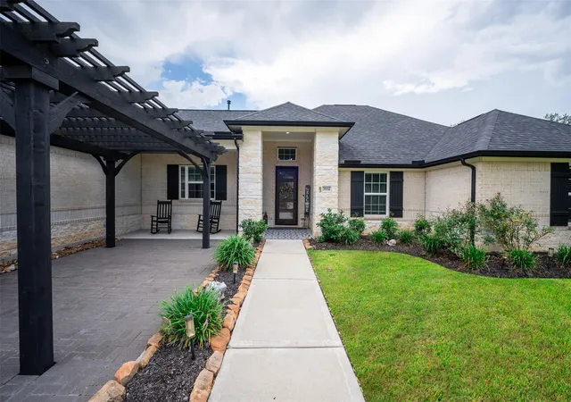 3rd image of 3532 County Road 326, Alvin, TX 77511 | MLS# 40348083