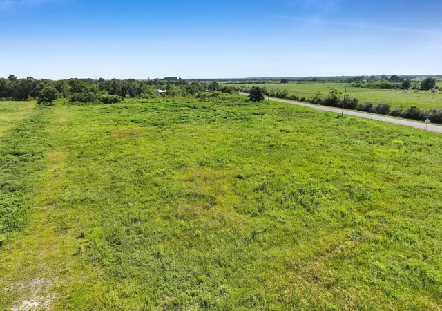 4th image of Tr 1 S Fm-1724, Anahuac, TX 77514 | MLS# 46223824