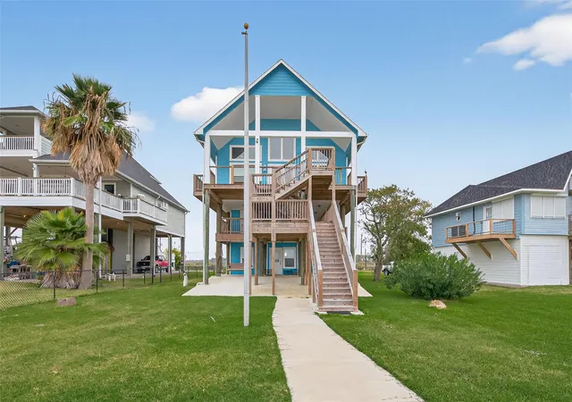 4th image of 5226 Bayside Dr, Baytown, TX 77523 | MLS# 12610089