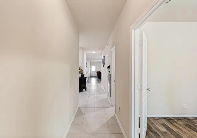 Photo 3 of Single family home for sale at 15414 Kirkdell Bnd Dr, Humble, TX 77346 | MLS# 40587998 | Listing updated on 2026-07-13