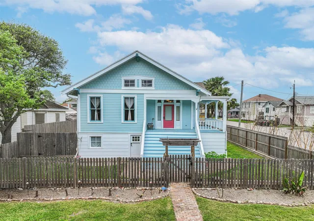 Photo 1 of Single family home for sale at 3002 Ave Q 1/2, Galveston, TX 77550 | MLS# 27198882 | Listing updated on 2026-07-24