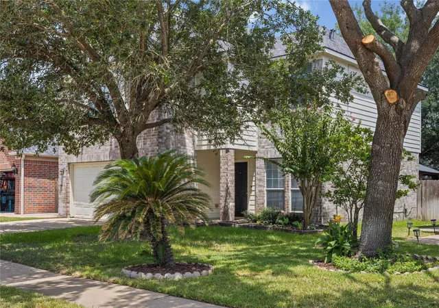 Photo 2 of Single family home for sale at 15518 Elm Leaf Pl, Cypress, TX 77429 | MLS# 92910097 | Listing updated on 2026-08-08