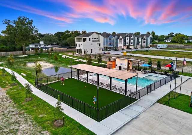 2nd image of 1720 Sedola Ln, Houston, TX 77055 | MLS# 42017125