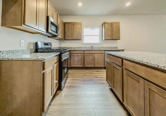4th image of 252 Green Juniper Wy, Pattison, TX 77423 | MLS# 29326009