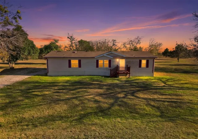 Photo 2 of Land for sale at 1123 Dunn St, Yoakum, TX 77995 | MLS# 27191083 | Listing updated on 2026-02-03