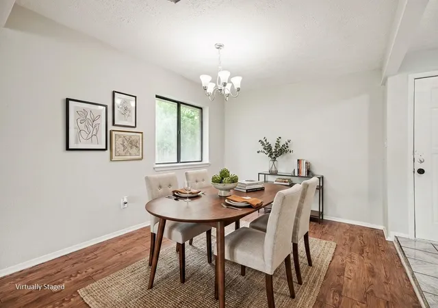 Photo 3 of Single family home for sale at 5127 Royal Pkwy, Friendswood, TX 77546 | MLS# 94478463 | Listing updated on 2026-09-10