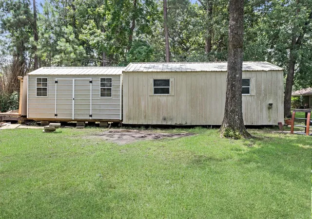 Homes for sale in Sour Lake, TX | 1019 Pineglen Dr, Sour Lake, TX 77659 | MLS# 28980722