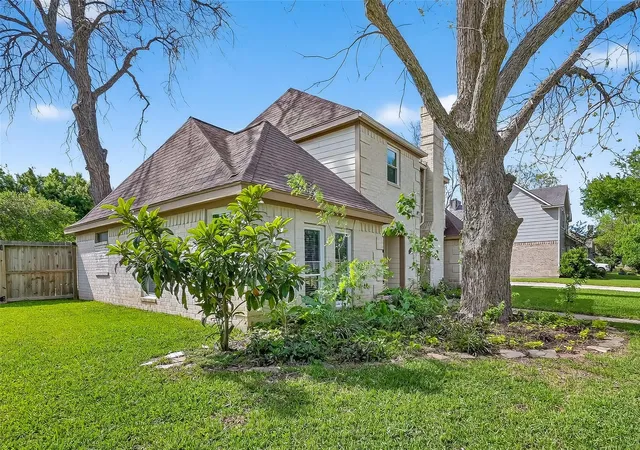 Photo 3 of Single family home for sale at 1214 Bittersweet Dr, Richmond, TX 77406 | MLS# 27276489 | Listing updated on 2026-07-30