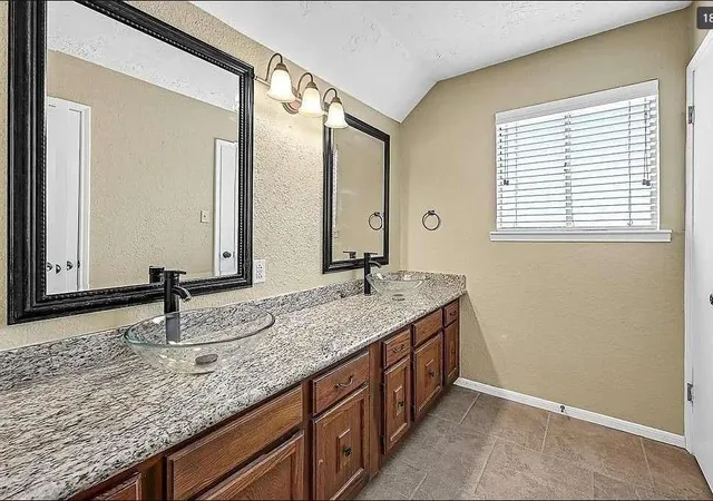 4th image of 9611 Crail Dr, Spring, TX 77379 | MLS# 13064850