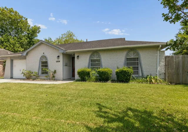 Photo 2 of Single family home for sale at 12514 Gotham Dr, Houston, TX 77089 | MLS# 66402384 | Listing updated on 2026-08-20