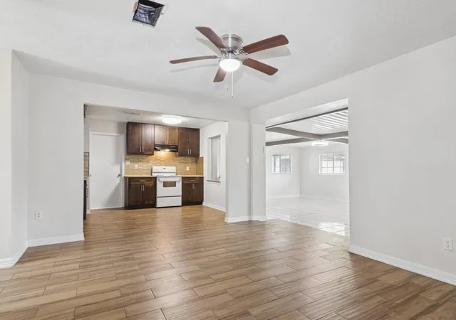 Photo 4 of Single family home for sale at 12514 Gotham Dr, Houston, TX 77089 | MLS# 66402384 | Listing updated on 2026-08-20