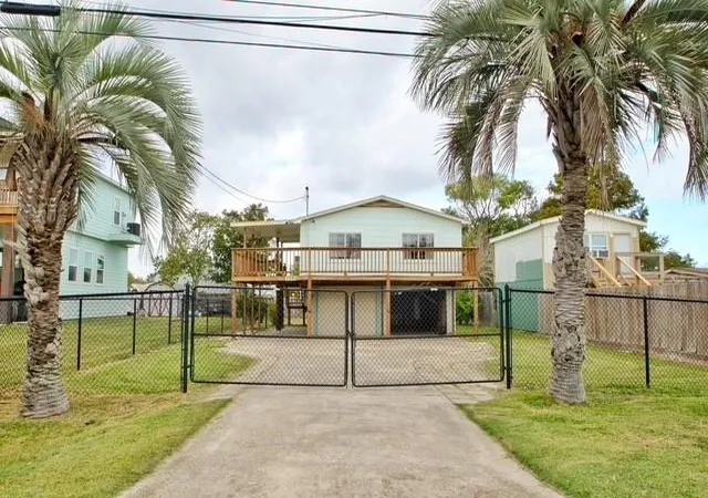 1st image of 1112 7th St, Dickinson, TX 77539 | MLS# 10146023