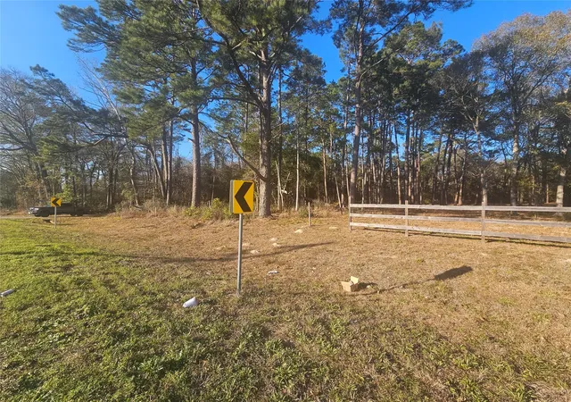 Photo 4 of Land for sale at 1325 Fm 223 Rd, Shepherd, TX 77371 | MLS# 28397159 | Listing updated on 2026-06-22
