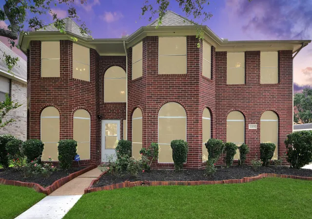 4th image of 4423 Tree Line Dr, Pasadena, TX 77505 | MLS# 10154730