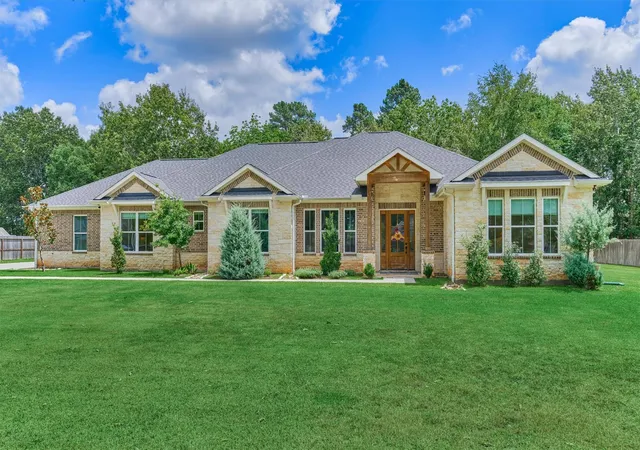 Photo 3 of Single family home for sale at 11767 Grand Harbor Blvd, Montgomery, TX 77356 | MLS# 14078408 | Listing updated on 2026-08-26
