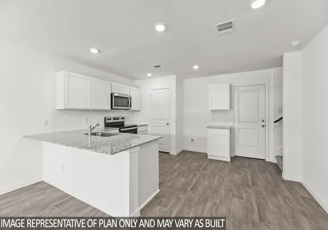 2nd image of 2445 Twin Ct, Kingwood, TX 77339 | MLS# 25441756