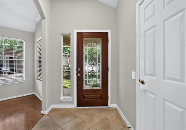 3rd image of 175 W Kentwick Pl, Conroe, TX 77384 | MLS# 86023965