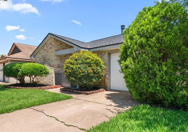 4th image of 19414 Cypress Bay Ct, Katy, TX 77449 | MLS# 55409272