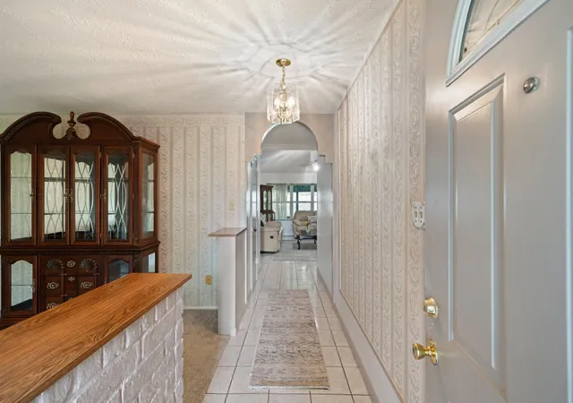 Photo 3 of Single family home for sale at 6230 Knollwest Dr, Houston, TX 77072 | MLS# 70683182 | Listing updated on 2026-09-07