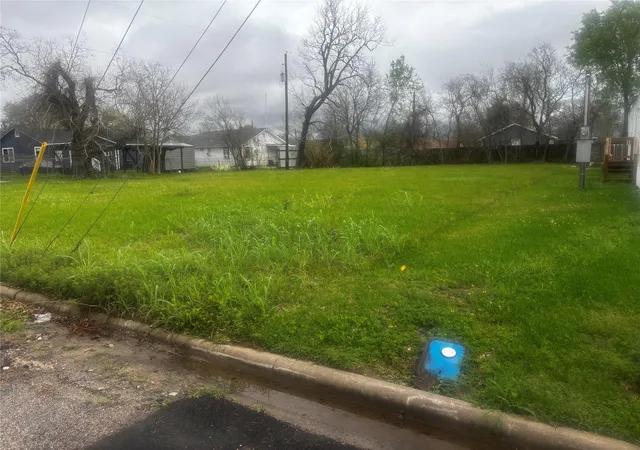 2nd image of 0 Turner St, Baytown, TX 77520 | MLS# 51192384