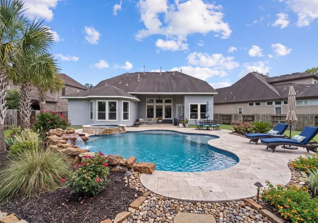 Photo 3 of Single family home for sale at 2307 Orchard Way, Missouri City, TX 77459 | MLS# 62025157 | Listing updated on 2026-10-05
