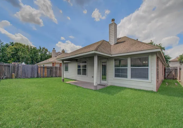 Homes for sale in Kingwood, TX | 21606 Kings Bend Dr, Kingwood, TX 77339 | MLS# 69832982