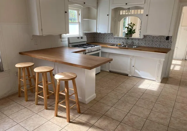 Photo 2 of Single family home for sale at 921 Booth St, Houston, TX 77009 | MLS# 75351827 | Listing updated on 2026-09-04