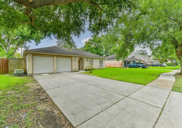 2nd image of 11807 Sagecliff Dr, Houston, TX 77089 | MLS# 15815470