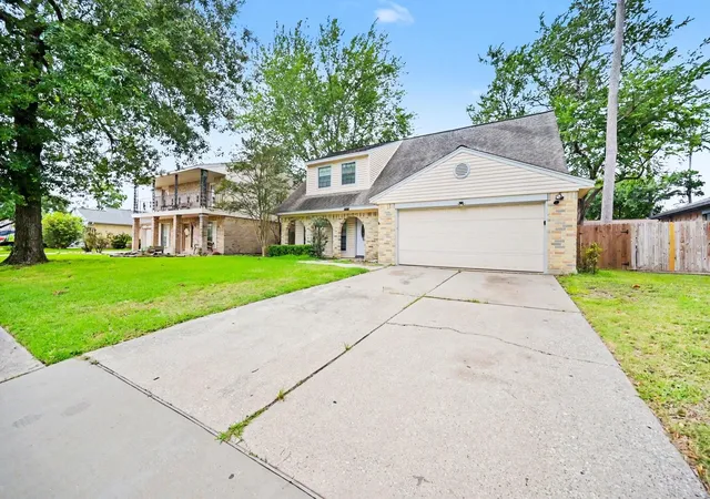 Photo 3 of Single family home for sale at 18511 Sweetmeadow Dr, Spring, TX 77379 | MLS# 91697063 | Listing updated on 2026-09-22