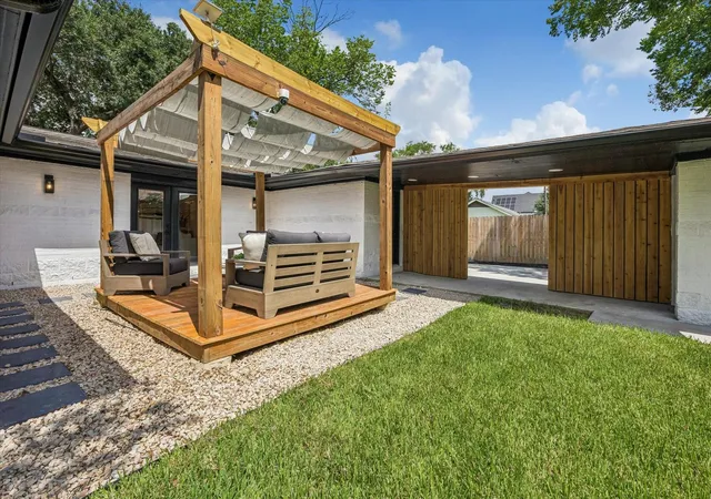29th image of 9419 Greenwillow Dr, Houston, TX 77096 | MLS# 92729602