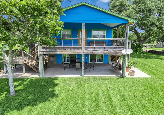 3rd image of 2172 County Road 297, Bay City, TX 77414 | MLS# 87291116