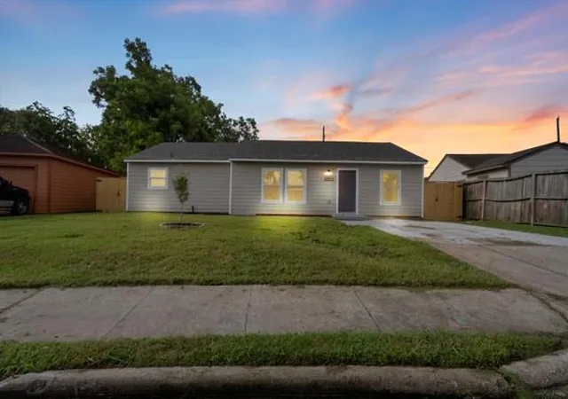 Photo 2 of Sale Pending at 2202 Garvey Dr, Pasadena, TX 77506 | MLS# 65860230 | Listing updated on 2026-08-24