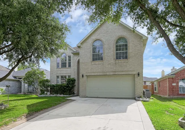 Photo 1 of Sale Pending at 2539 Forge Crk Rd, Houston, TX 77067 | MLS# 441733 | Listing updated on 2026-09-20
