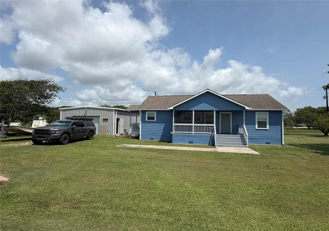 Homes for sale in Palacios, TX | 570 Stovall Dr, Palacios, TX 77465 | MLS# 28283415