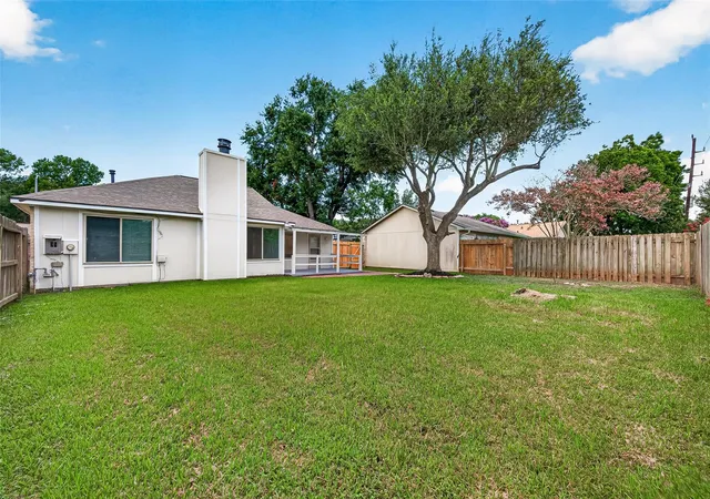Homes for sale in Sugar Land, TX | 2515 Old Fort Rd, Sugar Land, TX 77479 | MLS# 6511499