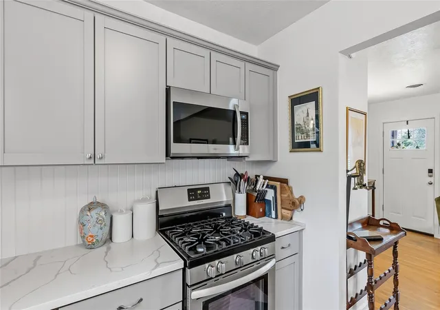 Photo 4 of Single family home for sale at 907 North Ave, Bryan, TX 77802 | MLS# 74931033 | Listing updated on 2026-10-08